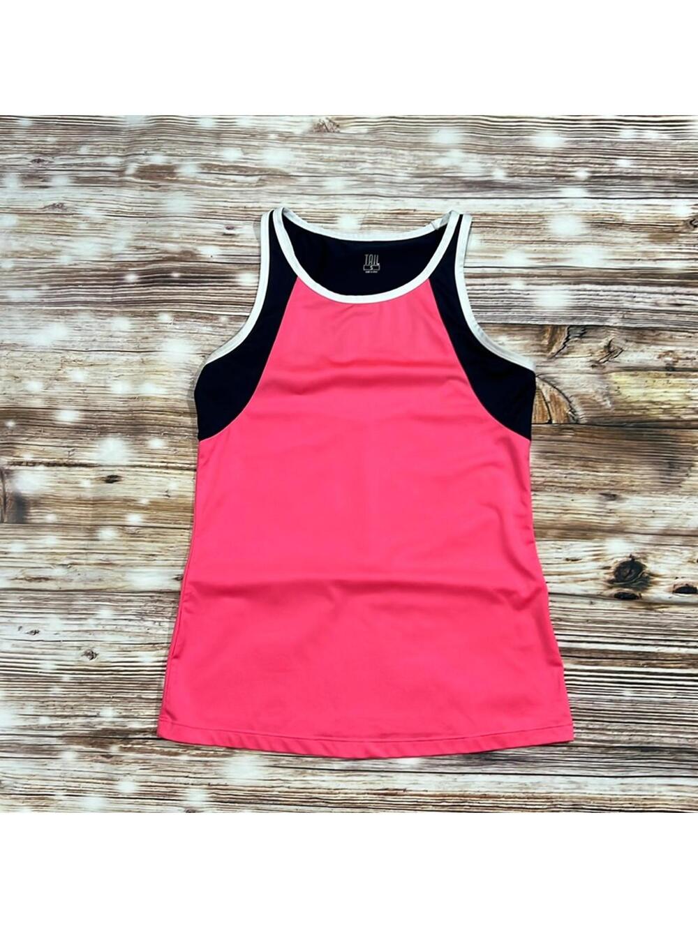💪🏽 TAIL Racerback Tennis Tank